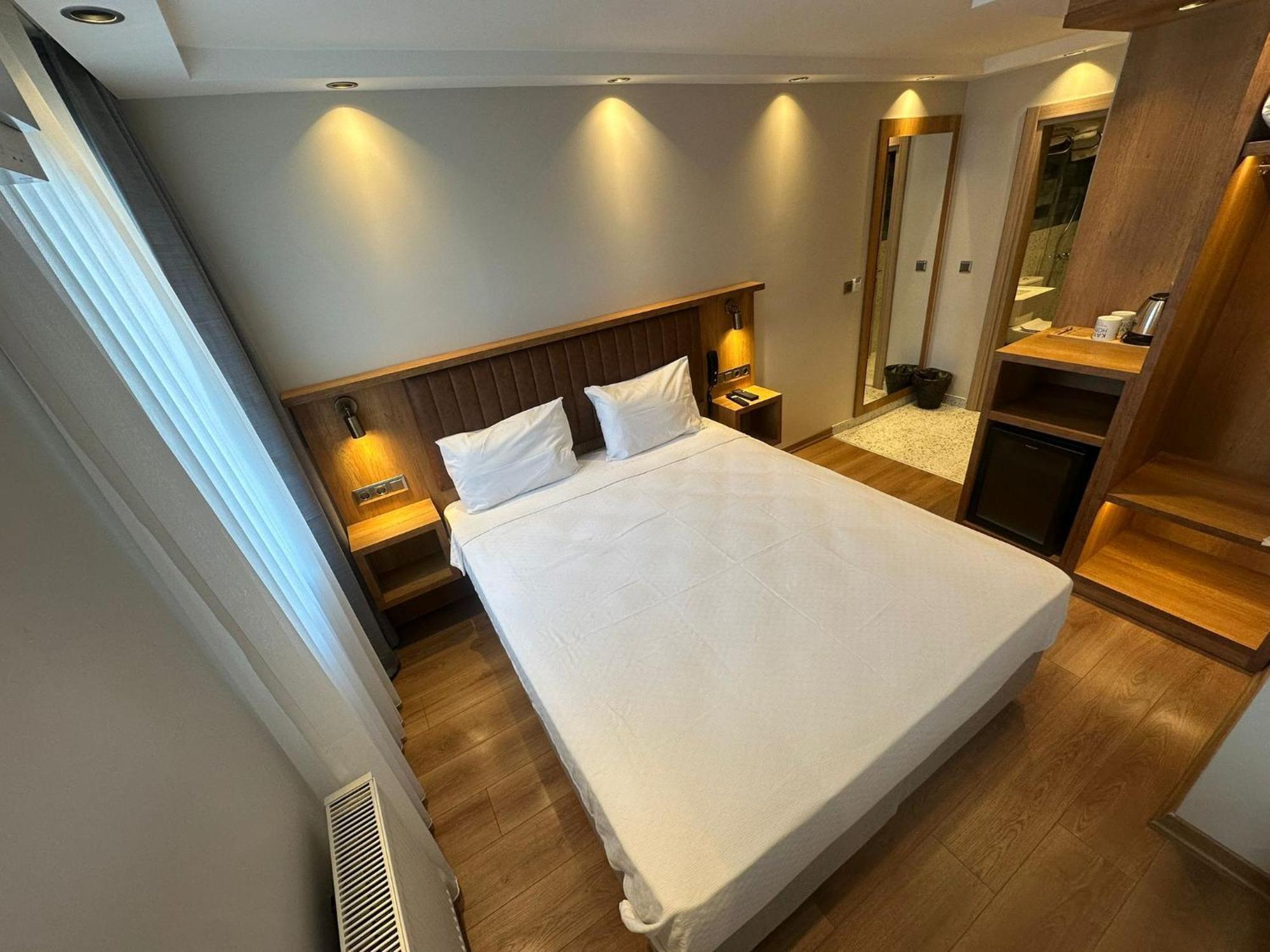 Kaya Hotel Beyoglu — Photos 1